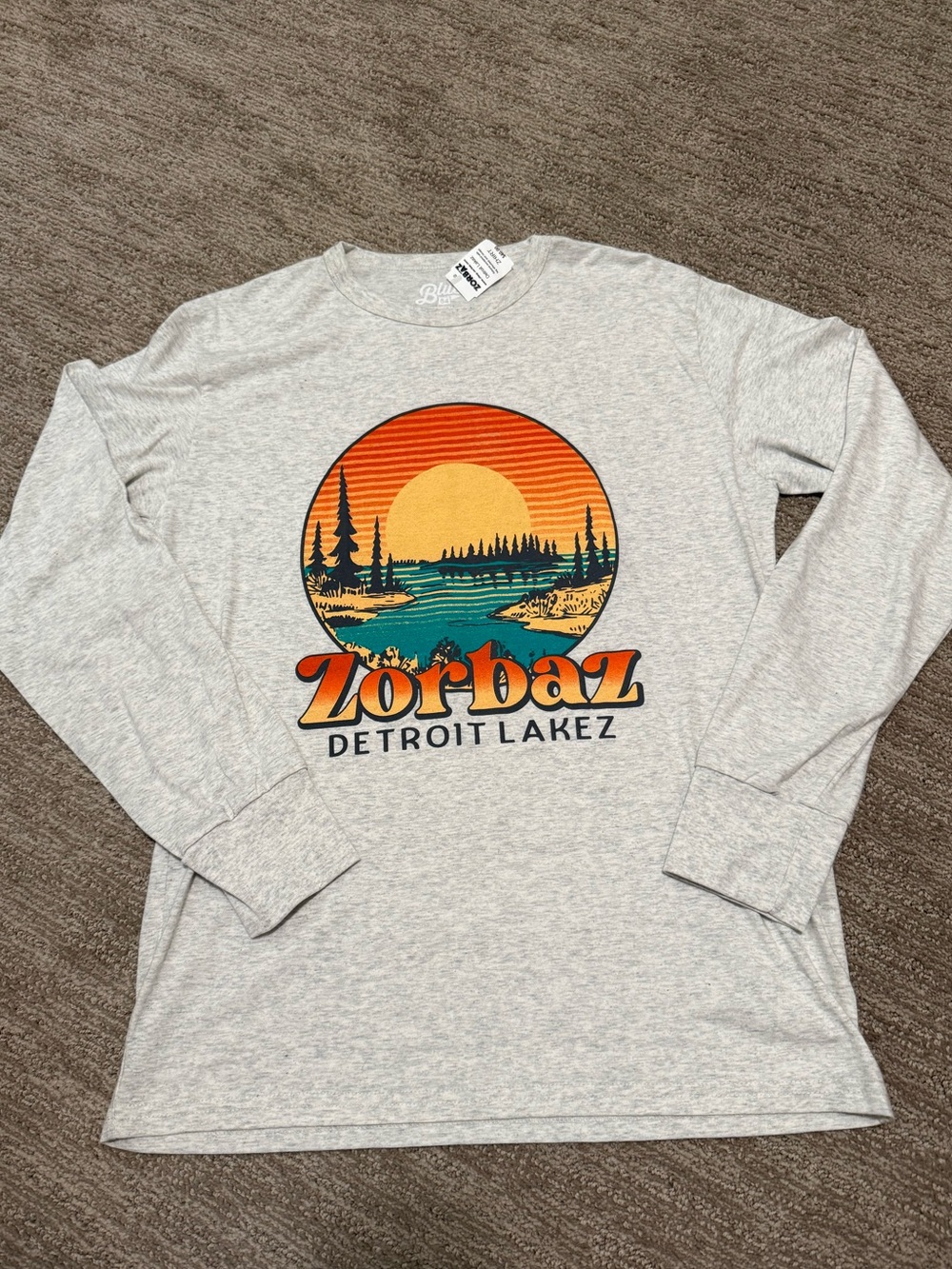 Blue 84 Men's Long Sleeve Graphic Tee - Light Gray with Orange Sunset
